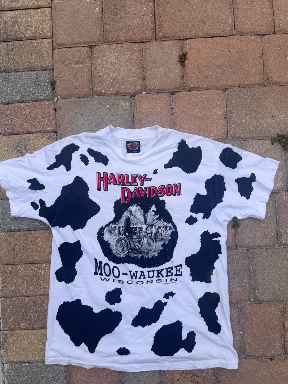 Vintage 1992 Harley Davidson Moo-Waukee Cow Print AOP T-Shirt USA Large Rare